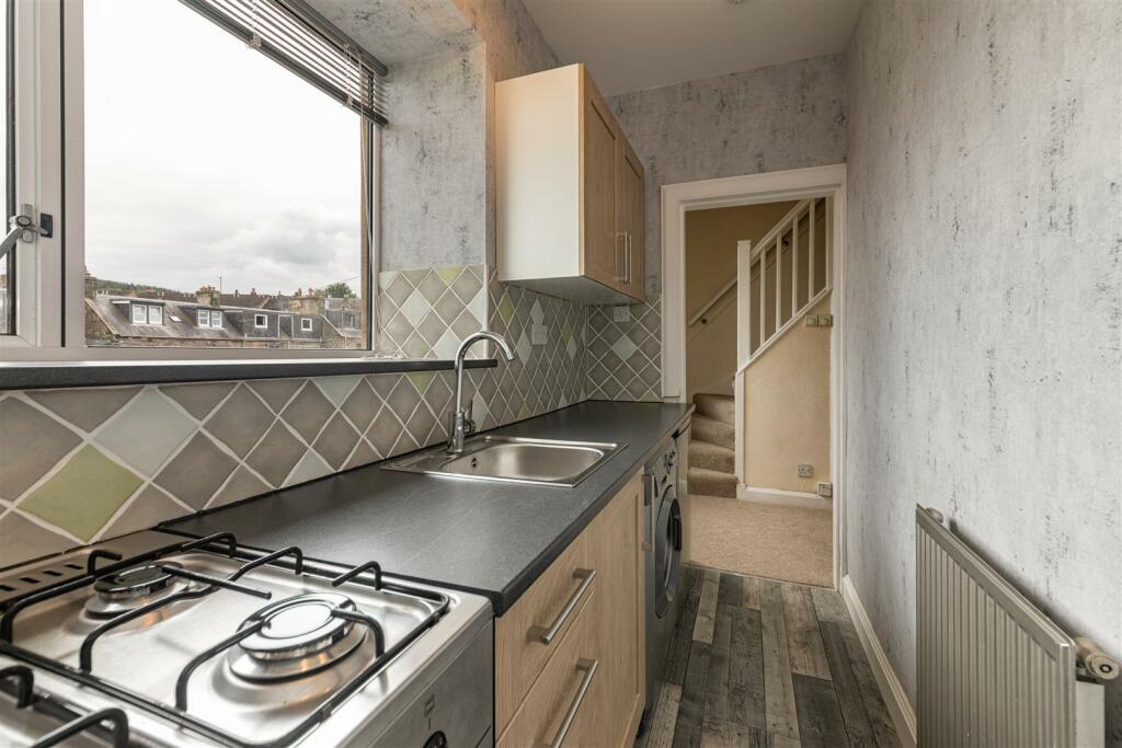 52 Victoria Street Galashiels 19.jpg