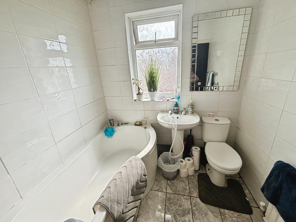 4d1dbac2--458E-8EFA-E9E49C771502-22032-000010ED4F035C98