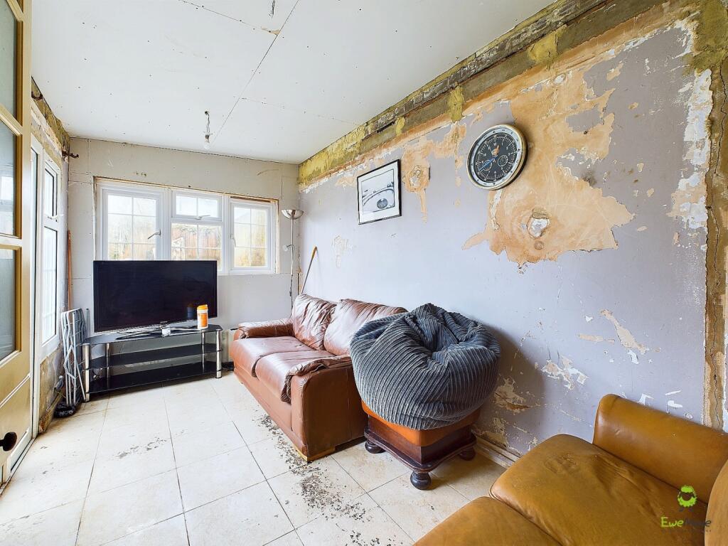 CAM04399G0-PR0023-STILL014