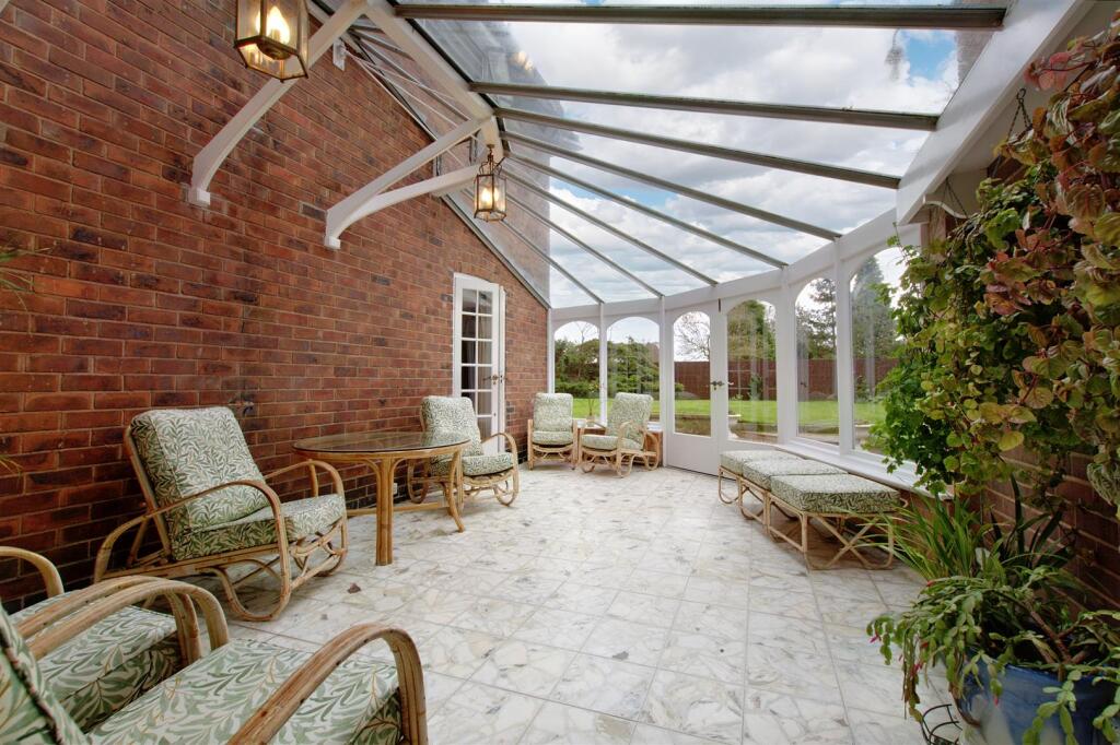 DSC_5940conservatory.jpeg