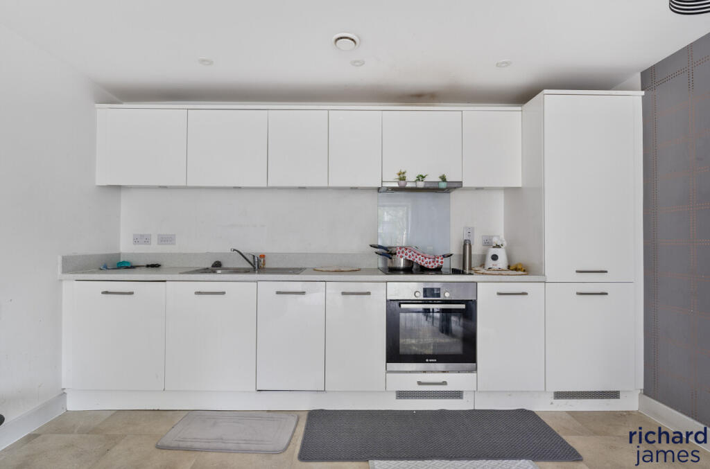 3141fe471d2748ef9b5d7e6ea1636e9e