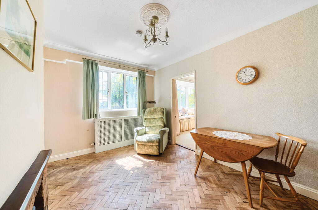 1325877-11-687788...