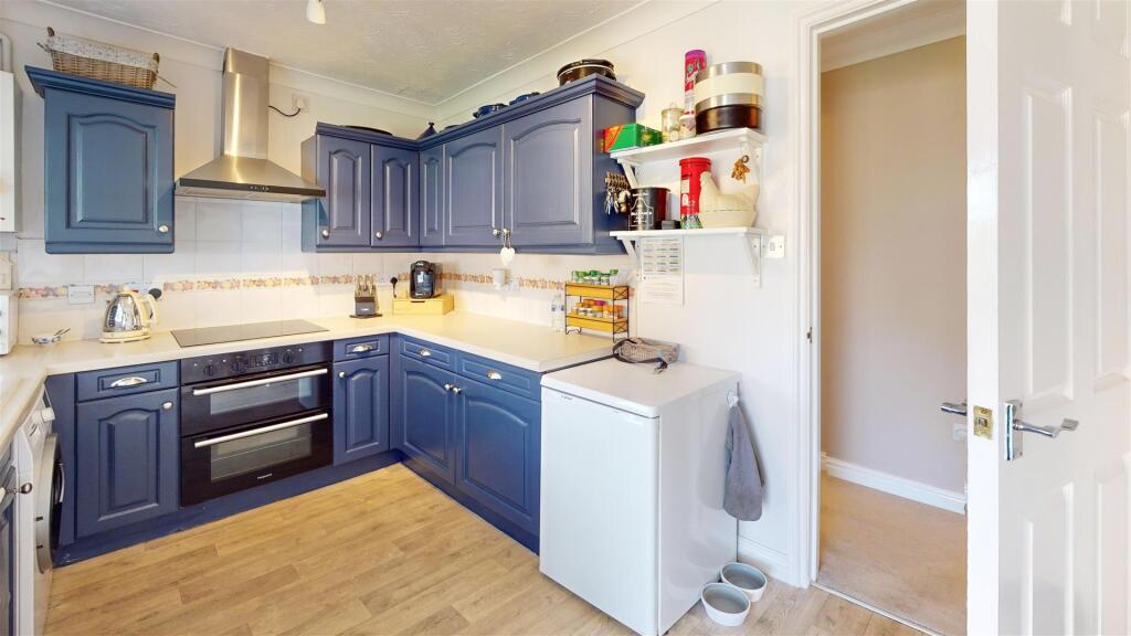9-Hopton-Rise-Kitchen.jpg