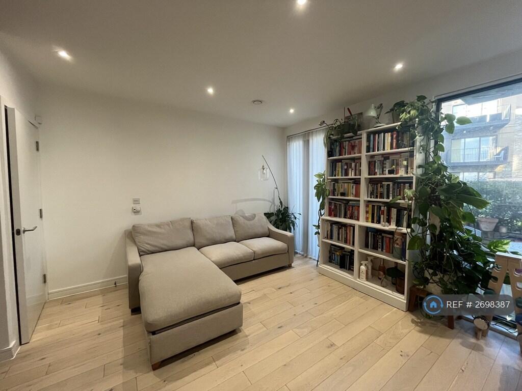 Living Room  / Kitchen