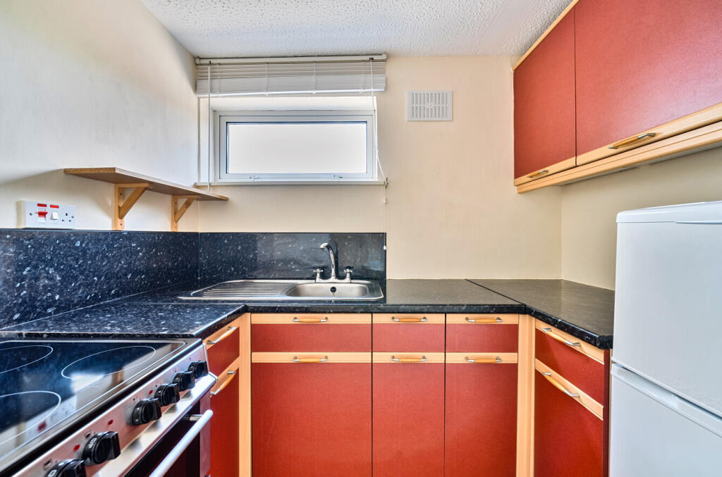 1312243-16-685005...