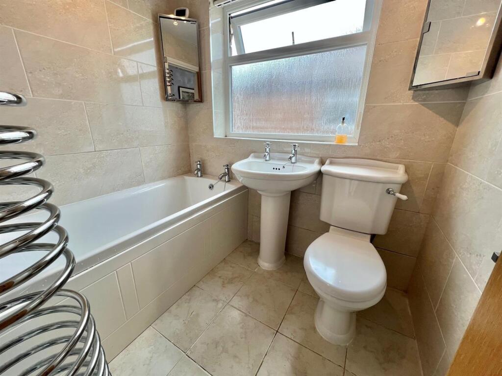 Bramleys Estate Agents - Woodlands Road - Lepton (