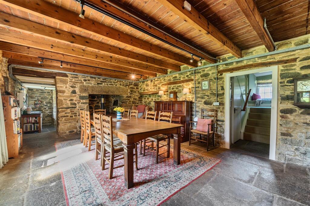 Farmhouse Dining Room