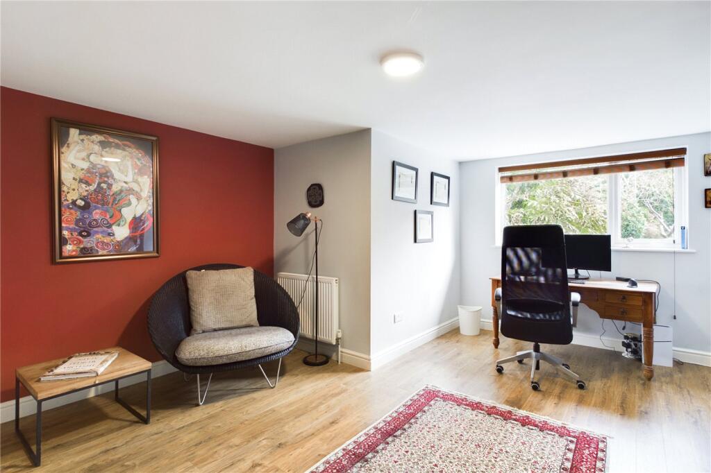 Study / Bedroom 4