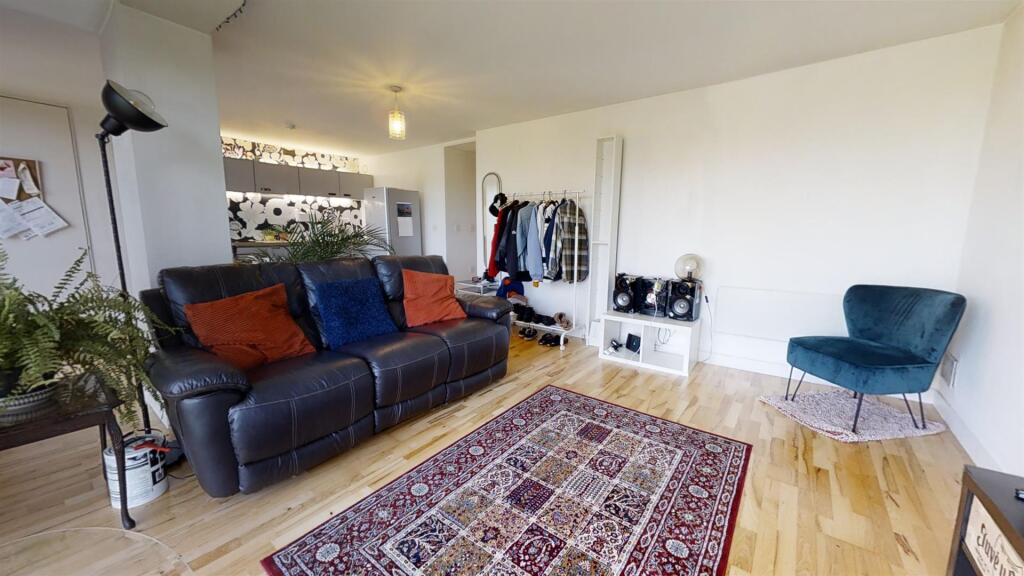 RECEPTION KITCHEN MP .jpg