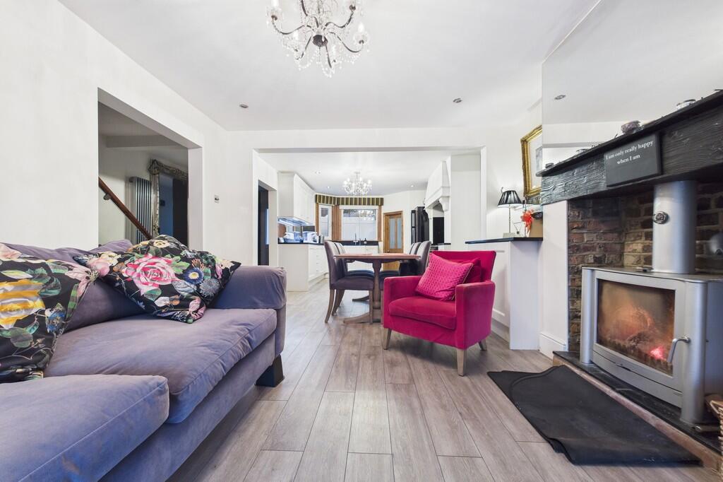 CAM01085G0-PR0663...