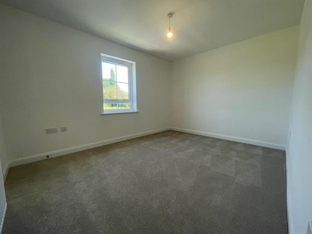 Master Bedroom.jpg
