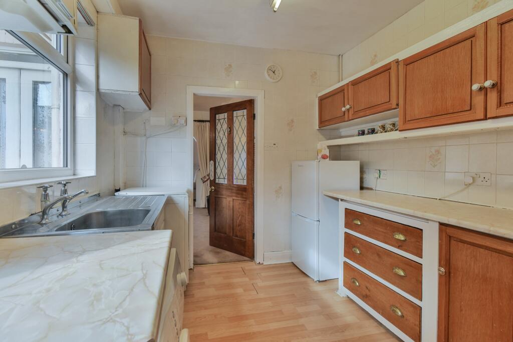 Kitchen (2)
