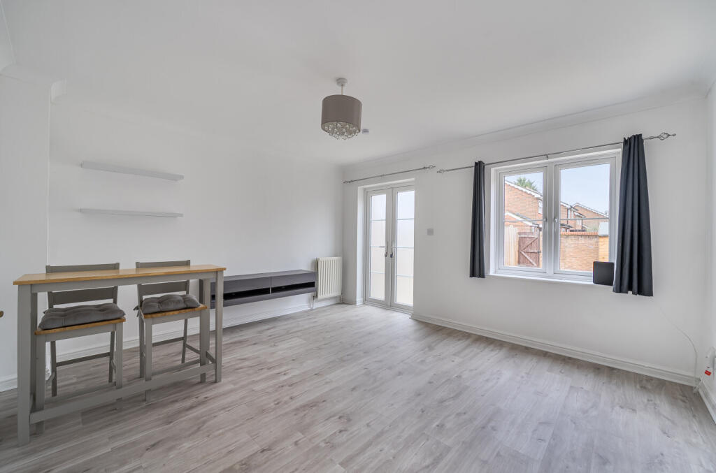 1381722-12-694026...