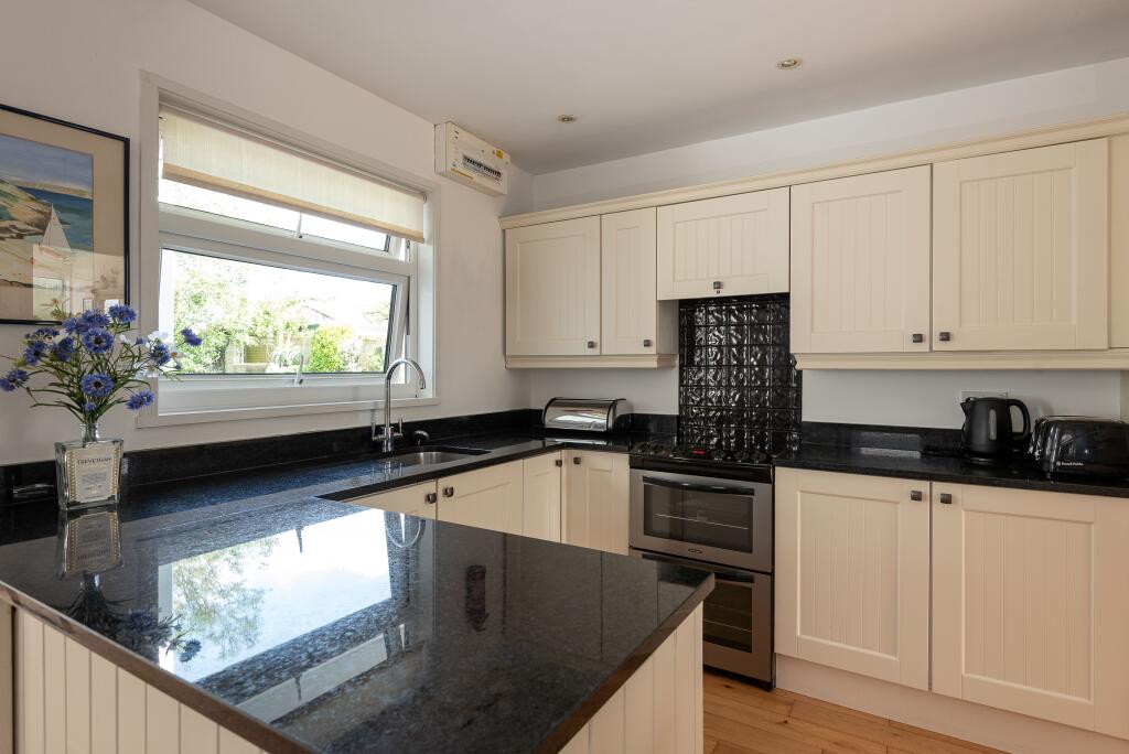 66a8fc33a3bd0_Doon-Williams-20-Trelyn-Rock-July-2