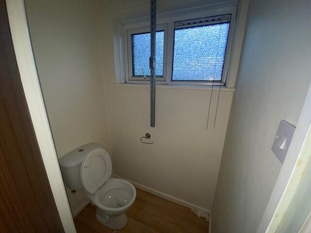 DOWNSTAIRS WC T202506191559.jpg