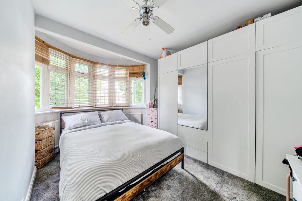 1297207-8-682b3e9...