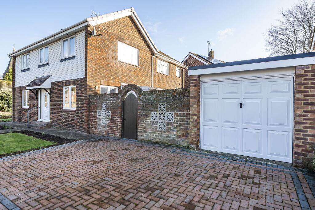 Driveway/Garage (1)