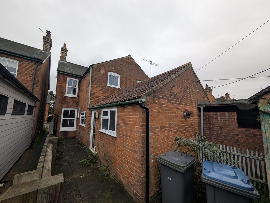 PXL_20251110_1019...