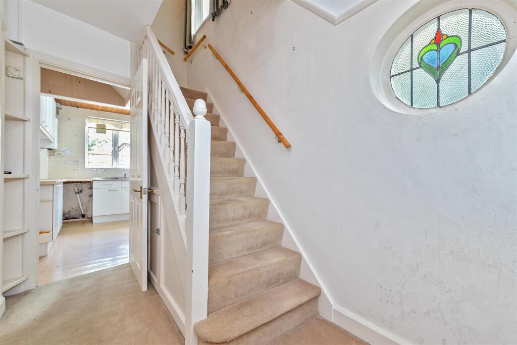 48FrancisAve-10.jpg