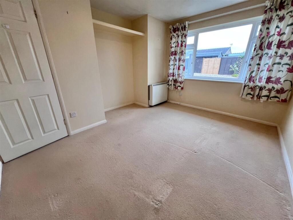 Main bedroom.jpg