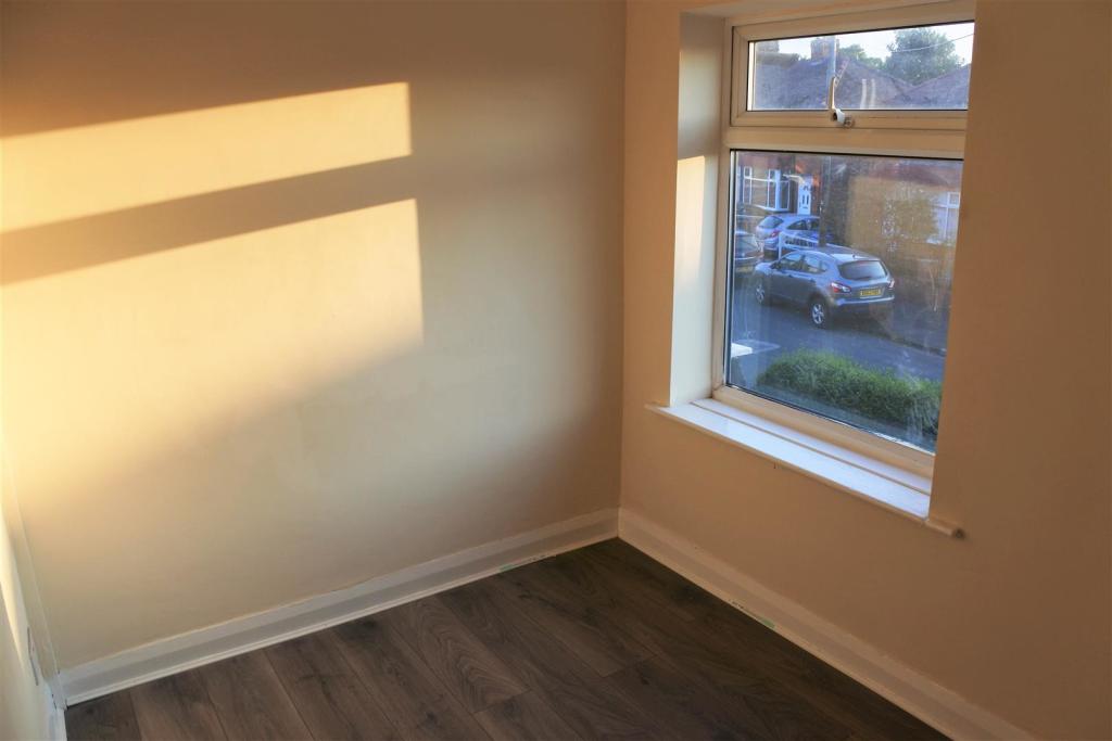 Bedroom 3.JPG
