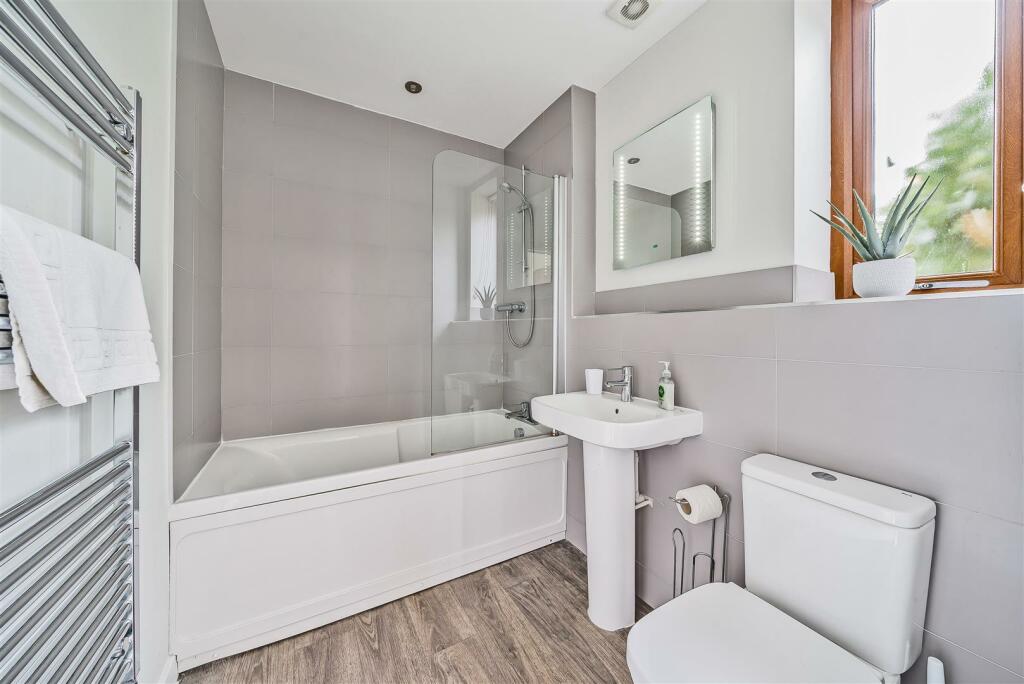Family bathroom