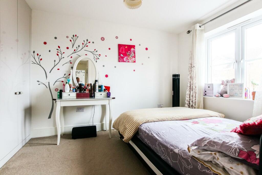 Bedroom2.jpg