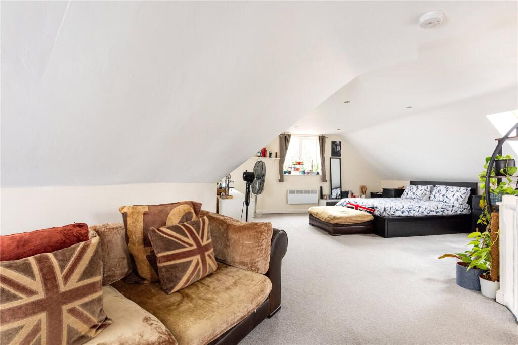 Annexe First Floor