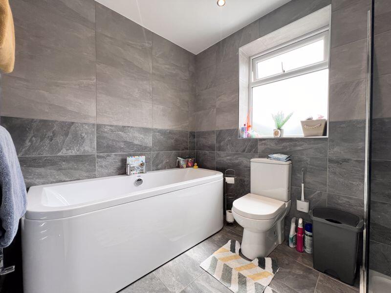 27 - First Floor Bathroom