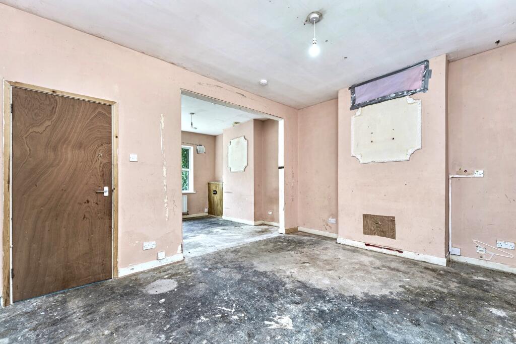 24 Hillary Street, Walsall, West Midlands, WS2 9BP