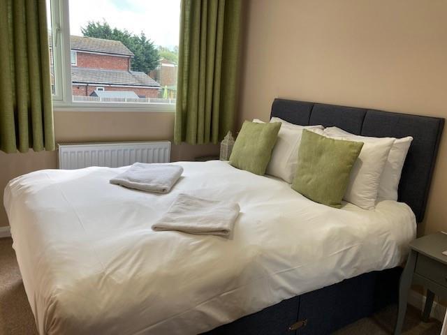 Bed 4.jpg