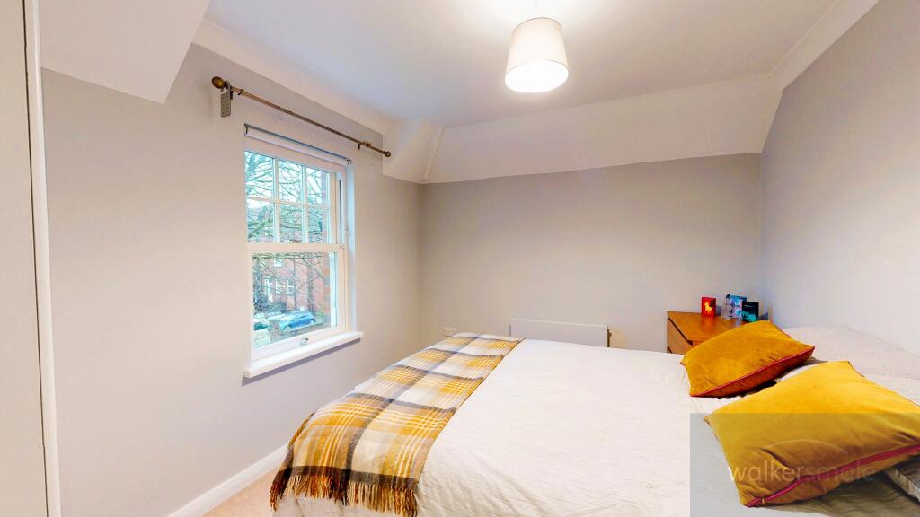 8-Castleton-Court-West-Park-02092024_102502
