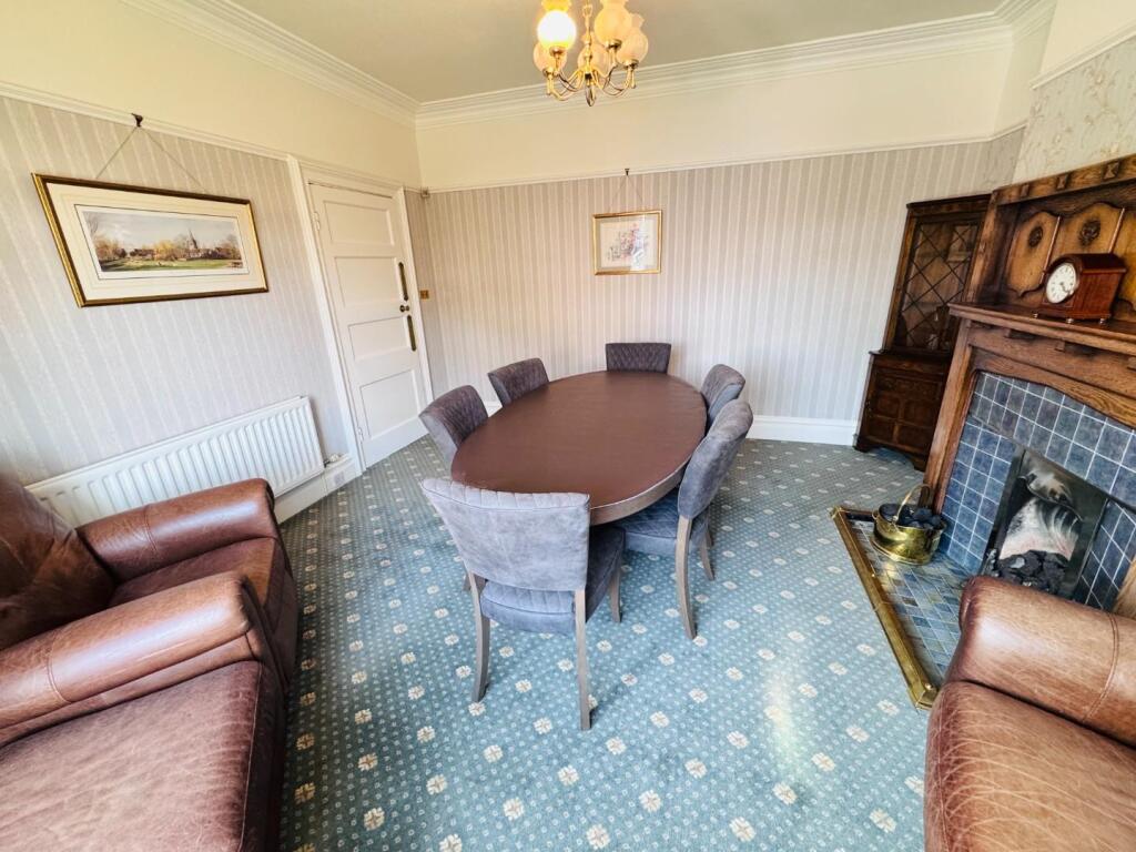 FRONT RECEPTION ROOM