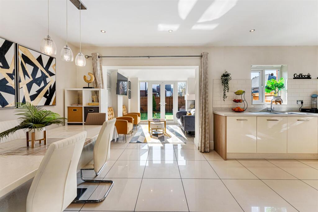 Dining Kitchen Aspect 6