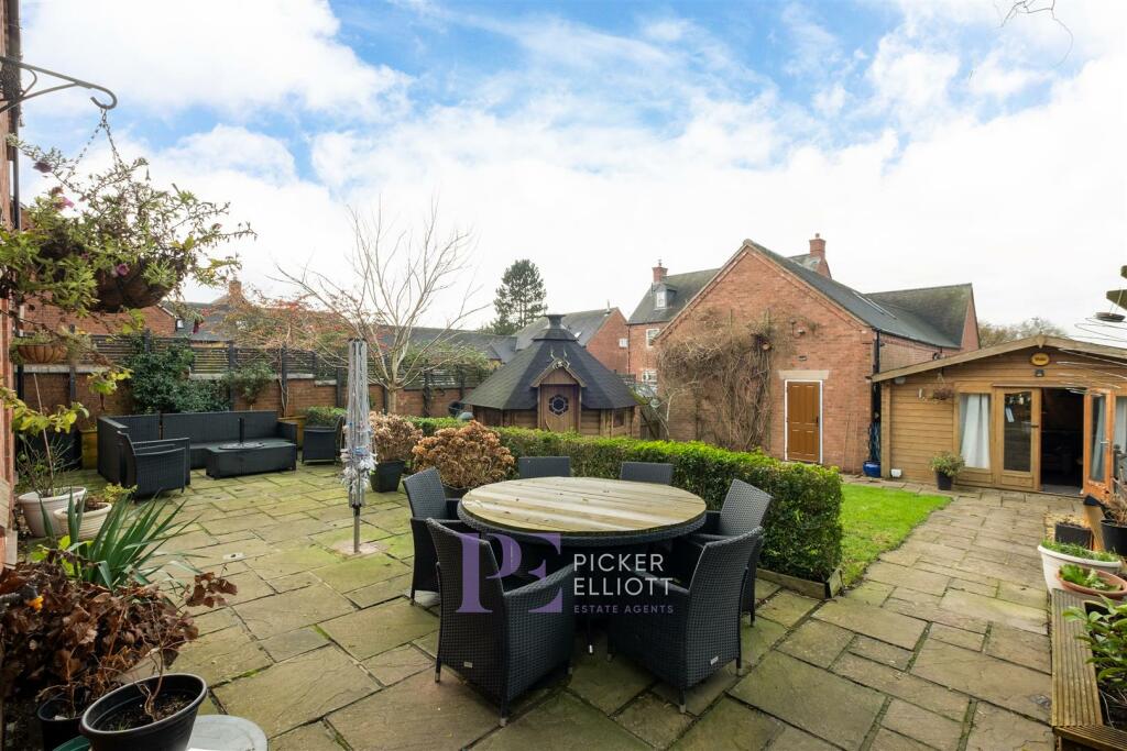 Landscaped Rear Garden
