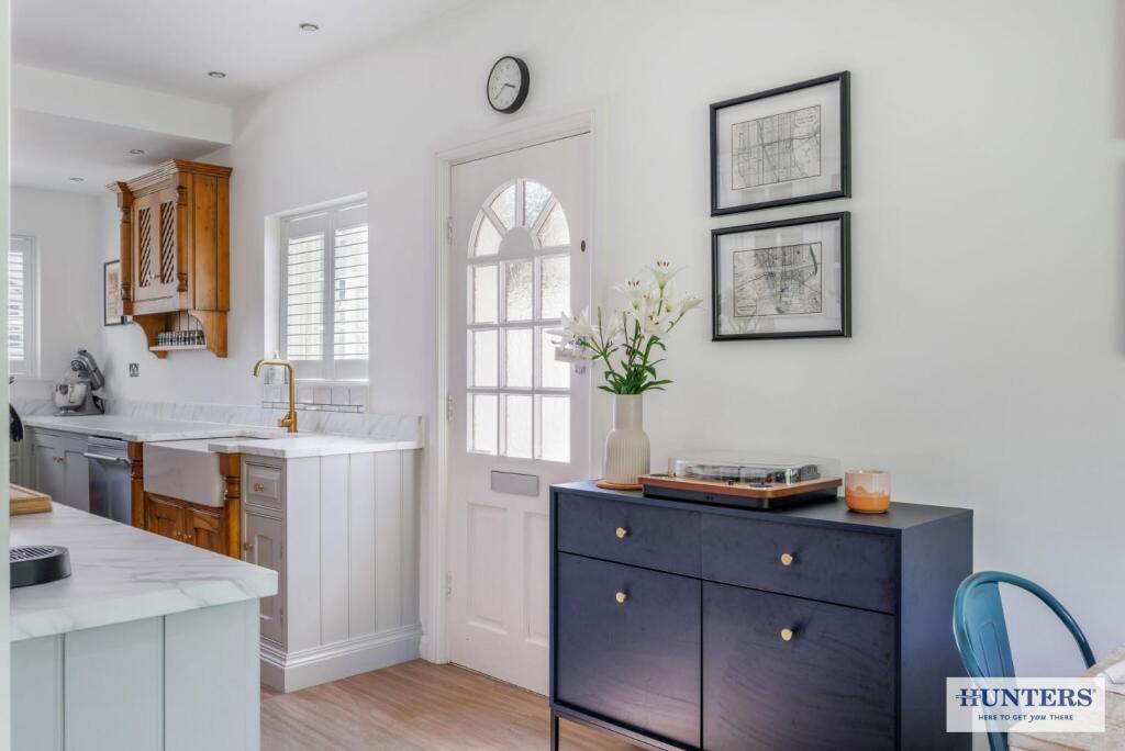 91539_46 Westgate Guiseley (14) - Copy_low.jpg