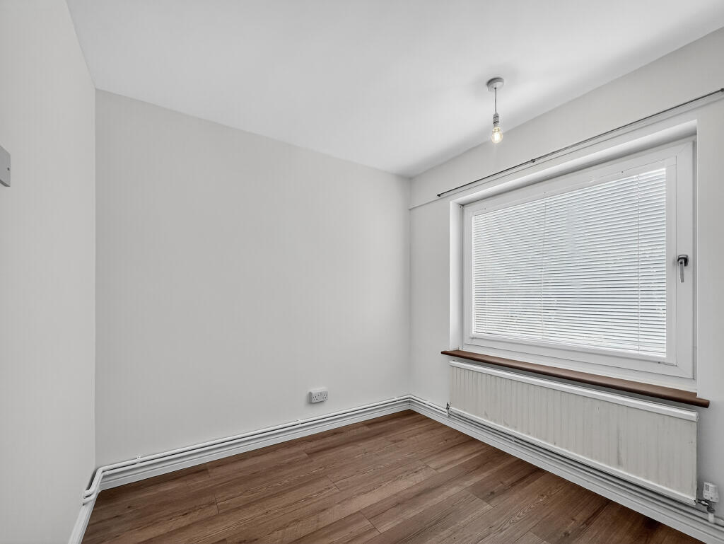 b01803acc9b2d820a9762a60574af09b5c00e3ec