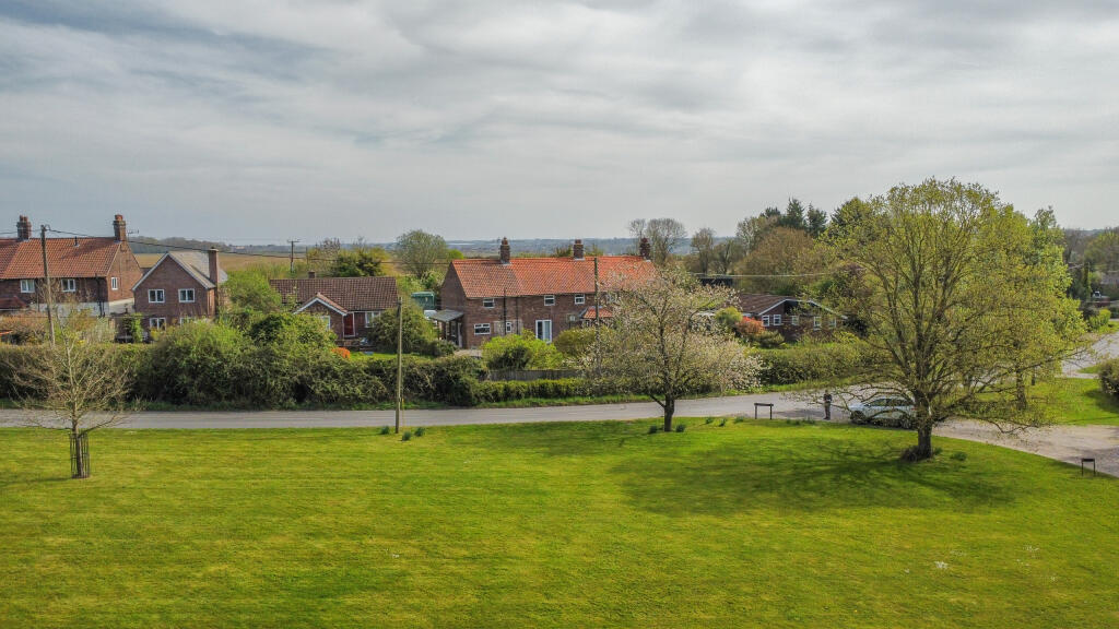 dji_fly_20250412_150356_235_1744466709358_photo_op