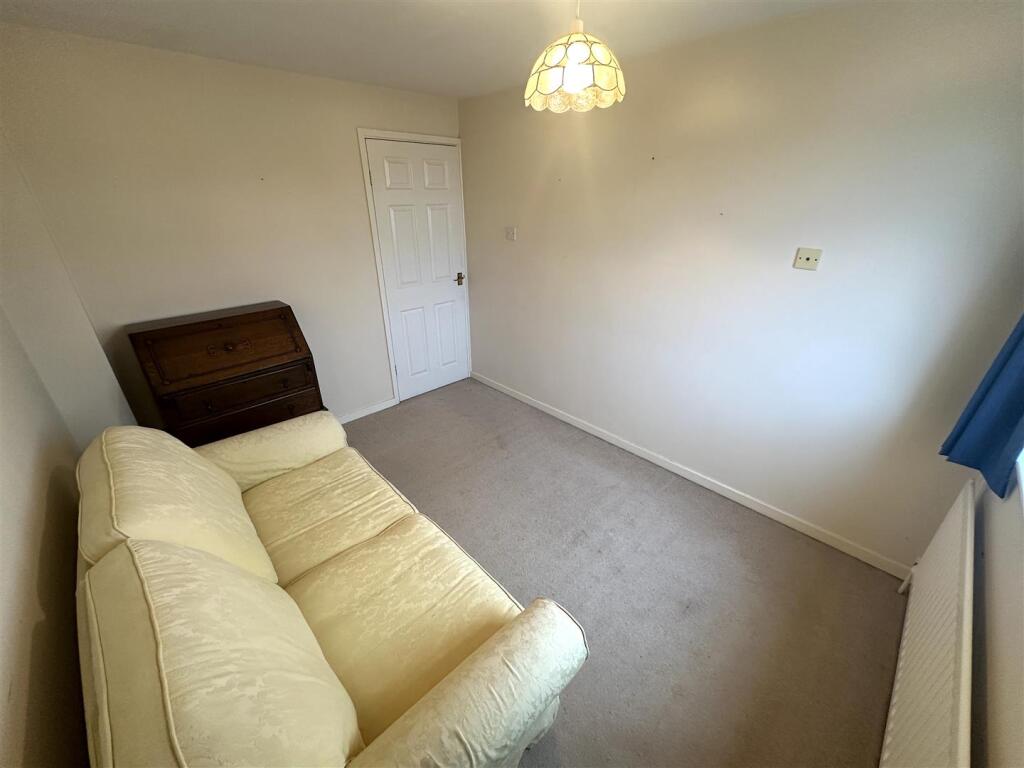 BEDROOM 4.1.jpg