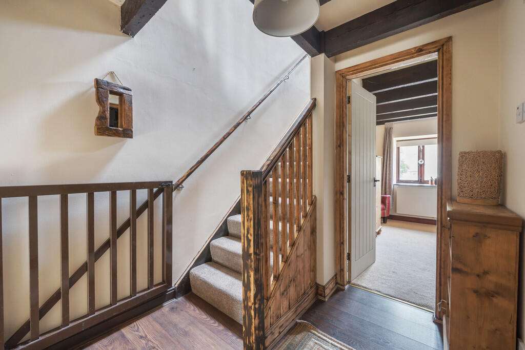 First Floor Landi...