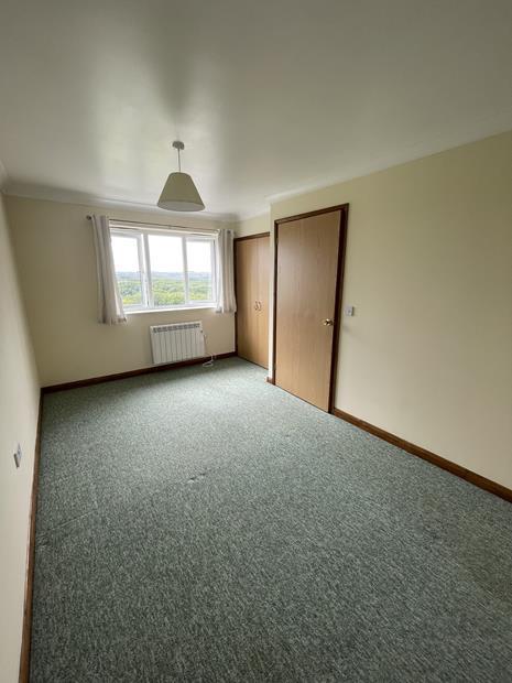 upstairs bed USE