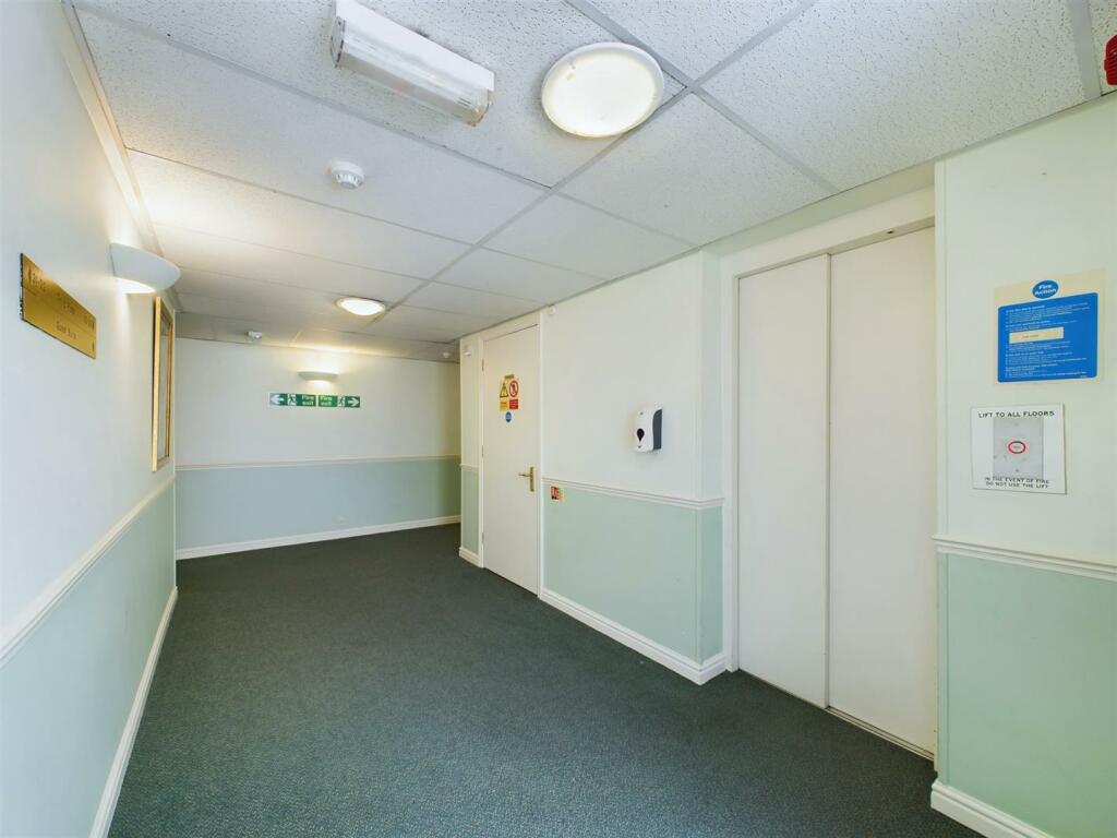 CAM02885G0-PR0121-STILL020.jpg