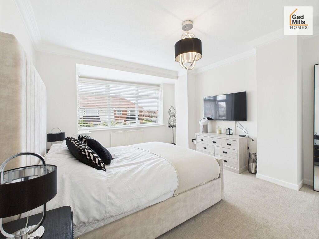 CAM04261G0-PR0067...