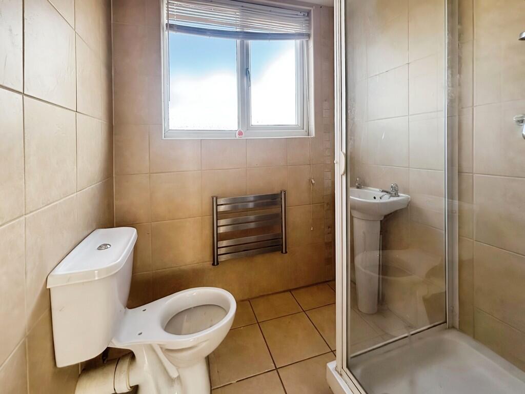 4fc48058-WhatsApp...