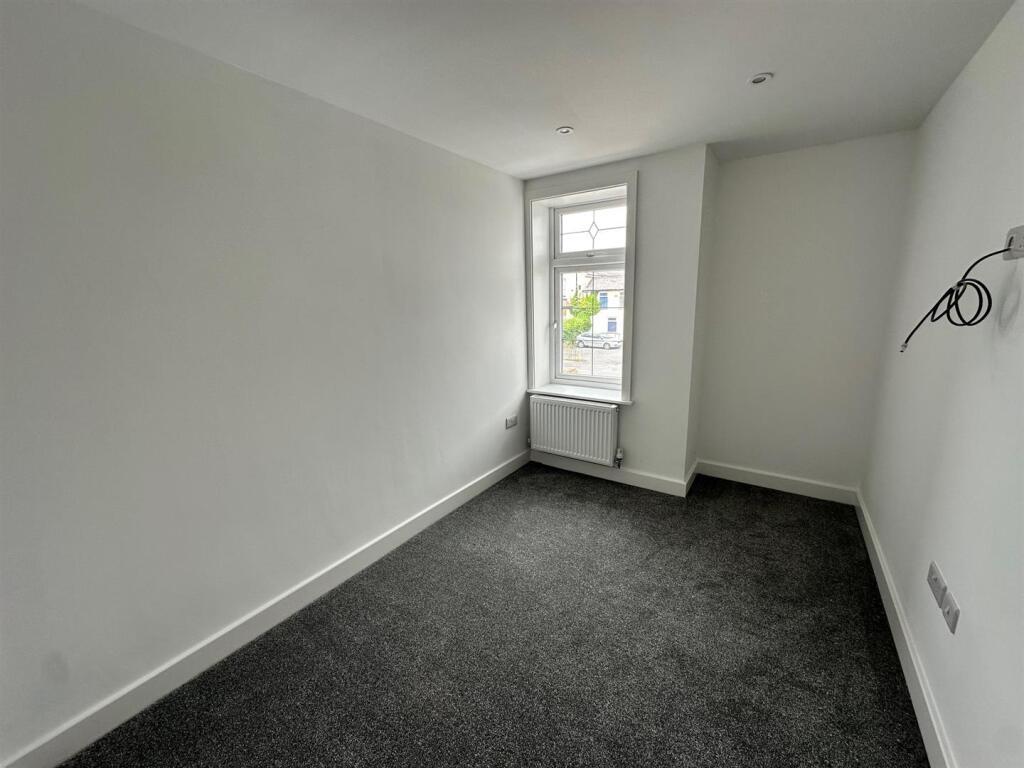 Study / Bedroom 4
