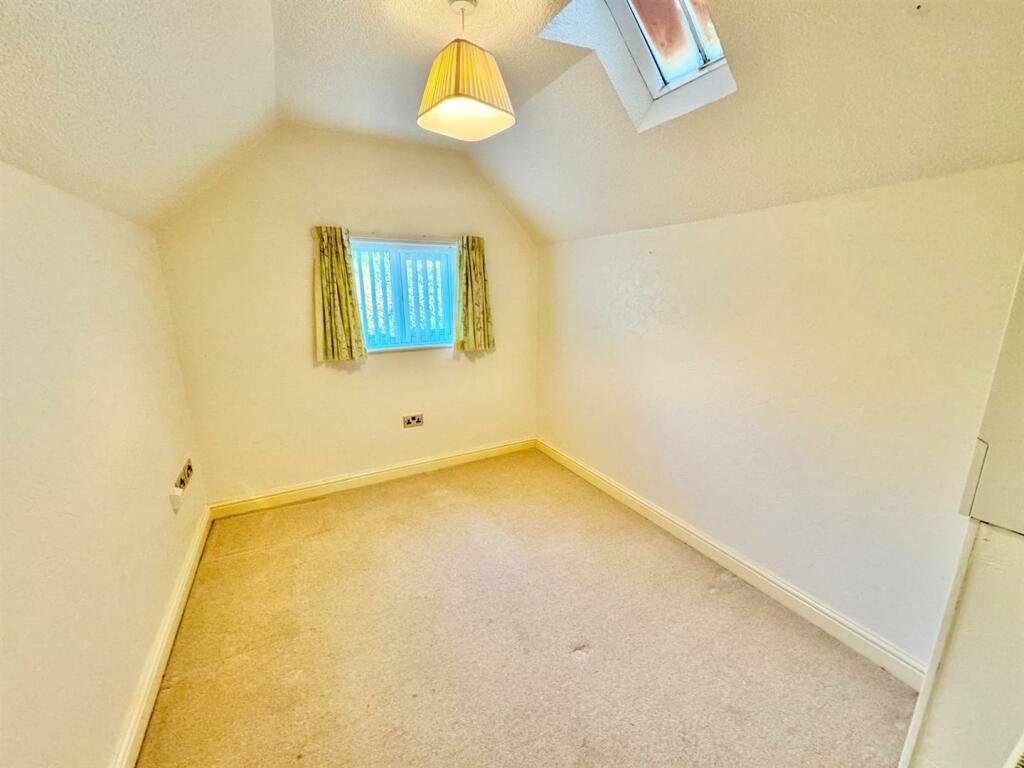 PHOTO-2024-10-29-08-07-16 (12).jpg