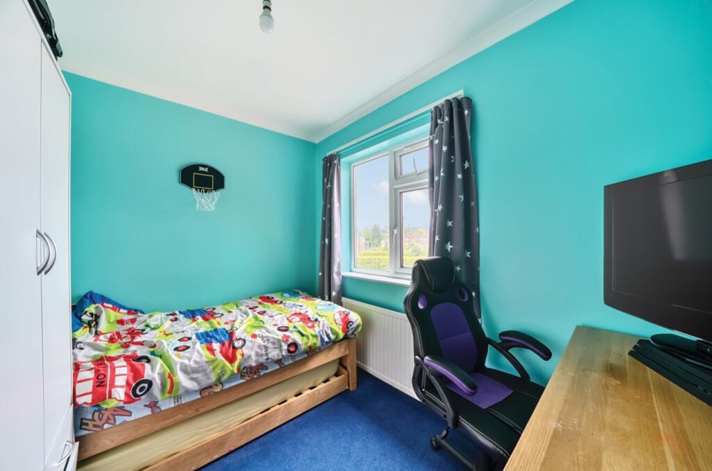 1327617-6-687f659a634df