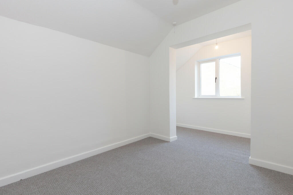Bedroom 3 (Rear)-...
