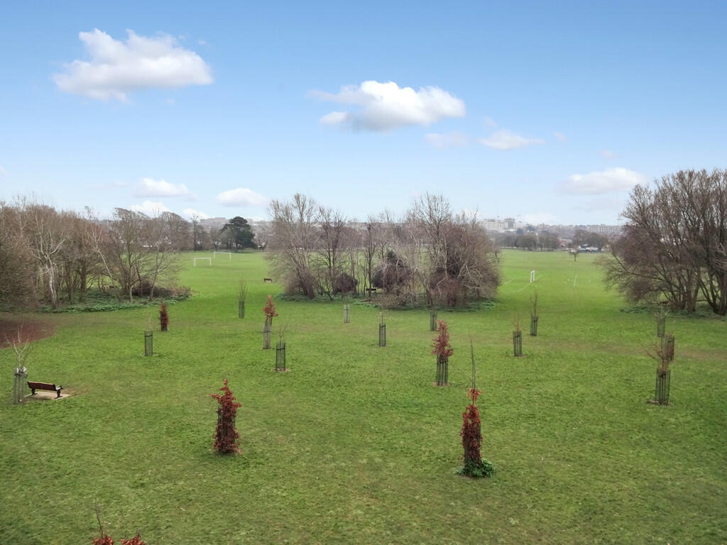 Buckingham Park A...