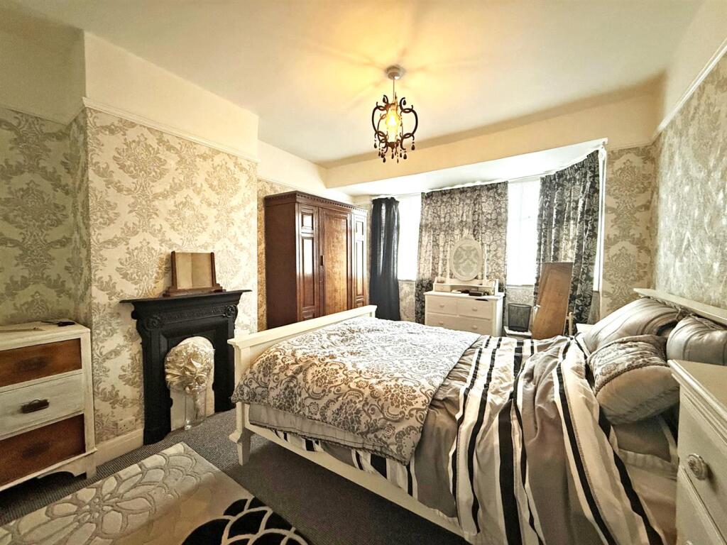 thumbnail_image5 (1).jpg